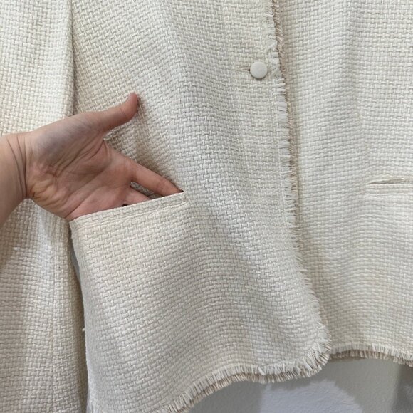 Hache Cream Tweed Blazer with Fringe Hem - Picture 4 of 9